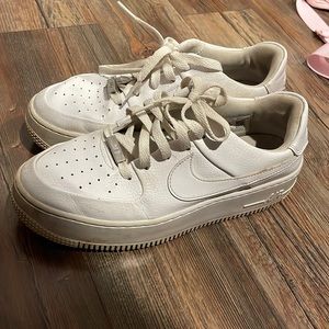 air force one nike shoe size 9 womens